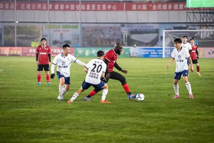 NBA联赛：孟菲斯灰熊 VS 金州勇士